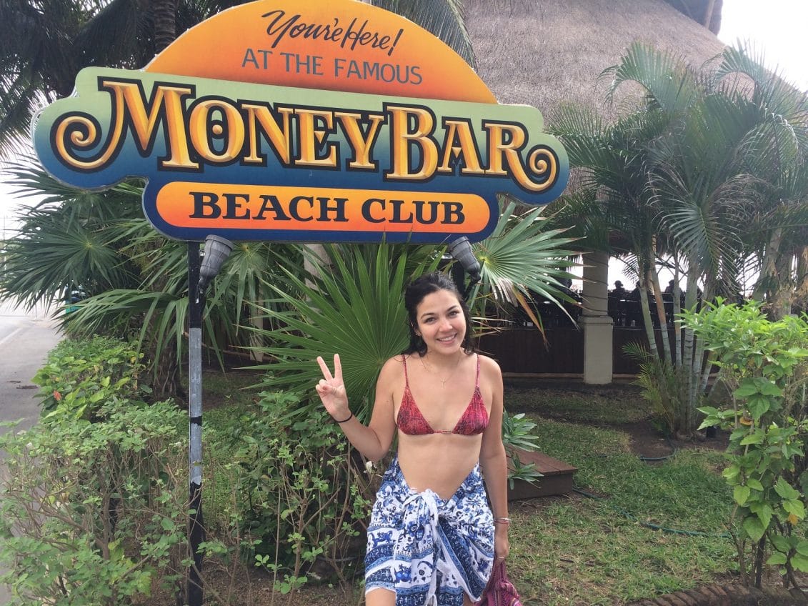 money-bar-beach-club-